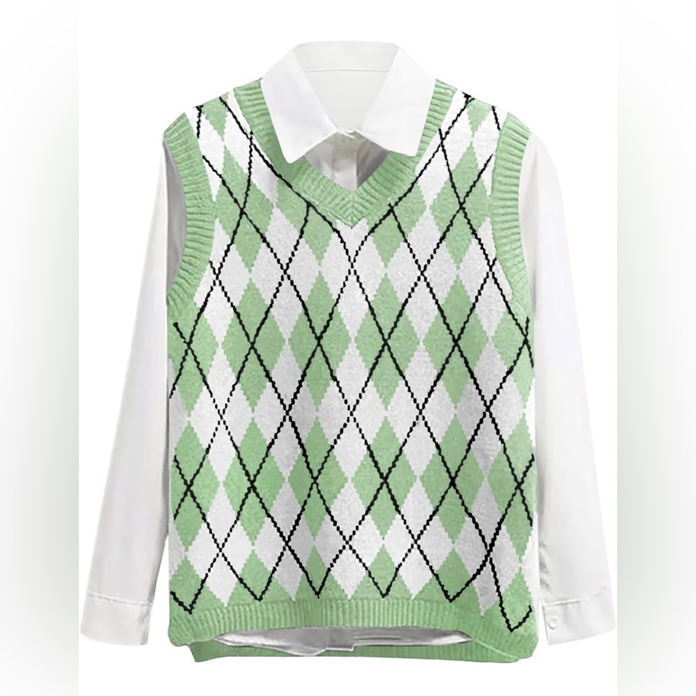 V-Neck Argyle Knit Sweater Vest in Light Green and White